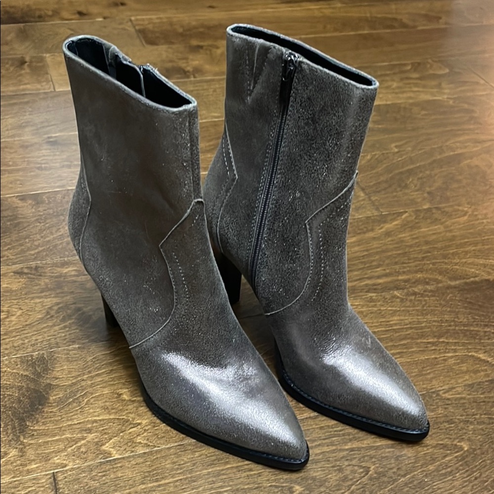 NWT, PAIGE Metallic Heeled Boots